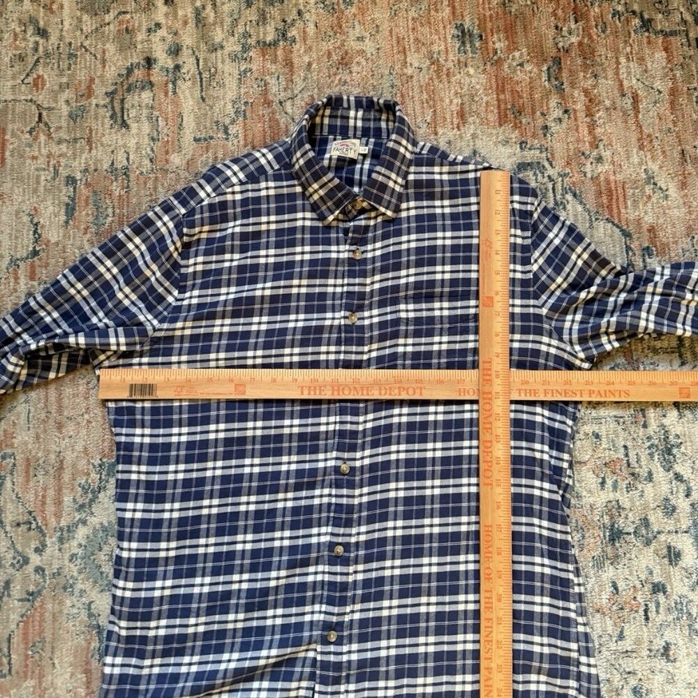 Faherty Men's Shirt Size Large L Plaid Flannel Button Down Long Sleeve Blue EUC - Picture 6 of 10